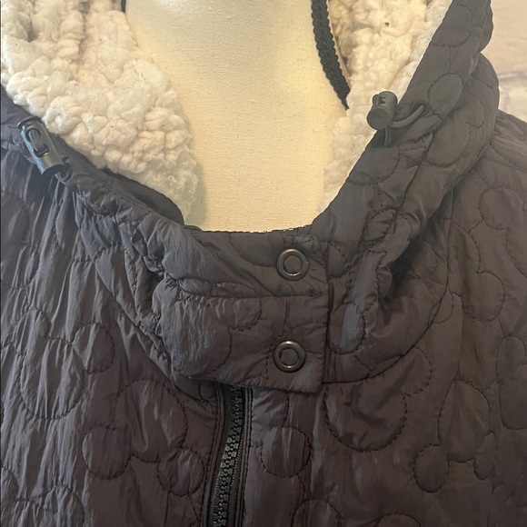 Disney Mickey Mouse Quilted Fleece Jacket Ears Embroidered Puffer Size 3X Black - Picture 4 of 15